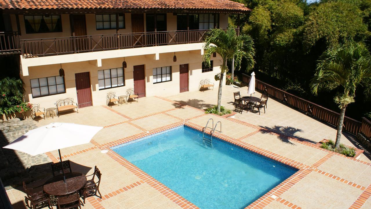Hotel Rancho La Aurora ハラバコア エクステリア 写真