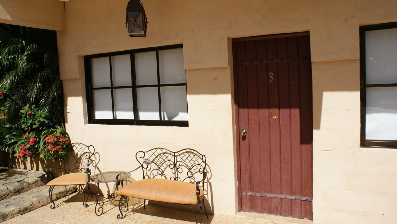 Hotel Rancho La Aurora ハラバコア エクステリア 写真